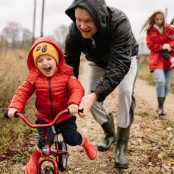 TFTBO-HappyFamilyOutdoors